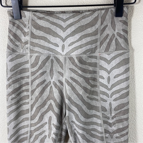 Varley Bedford Leggings High Waist 7/8 Animal Print - Picture 8 of 8